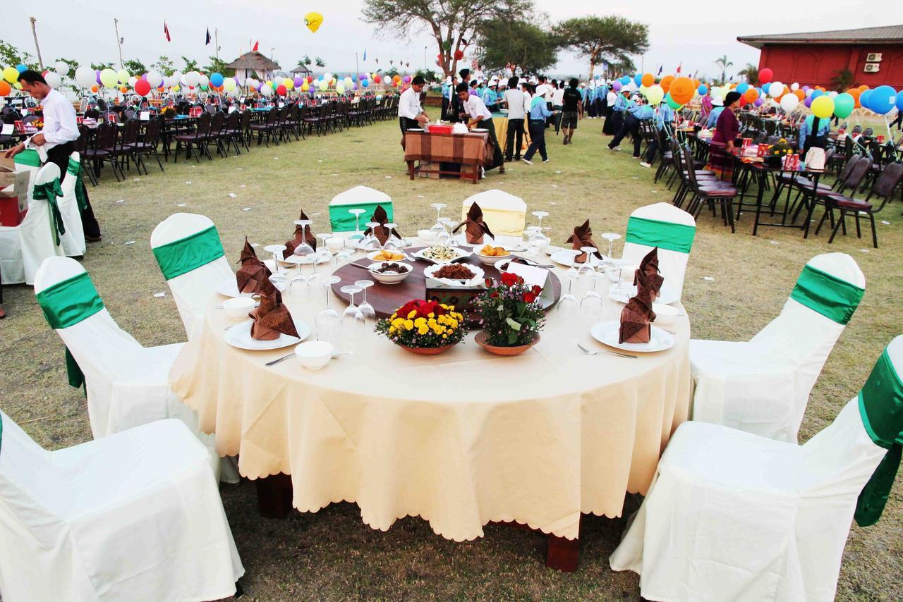Royal Emerald River View Resort Bagan Esterno foto