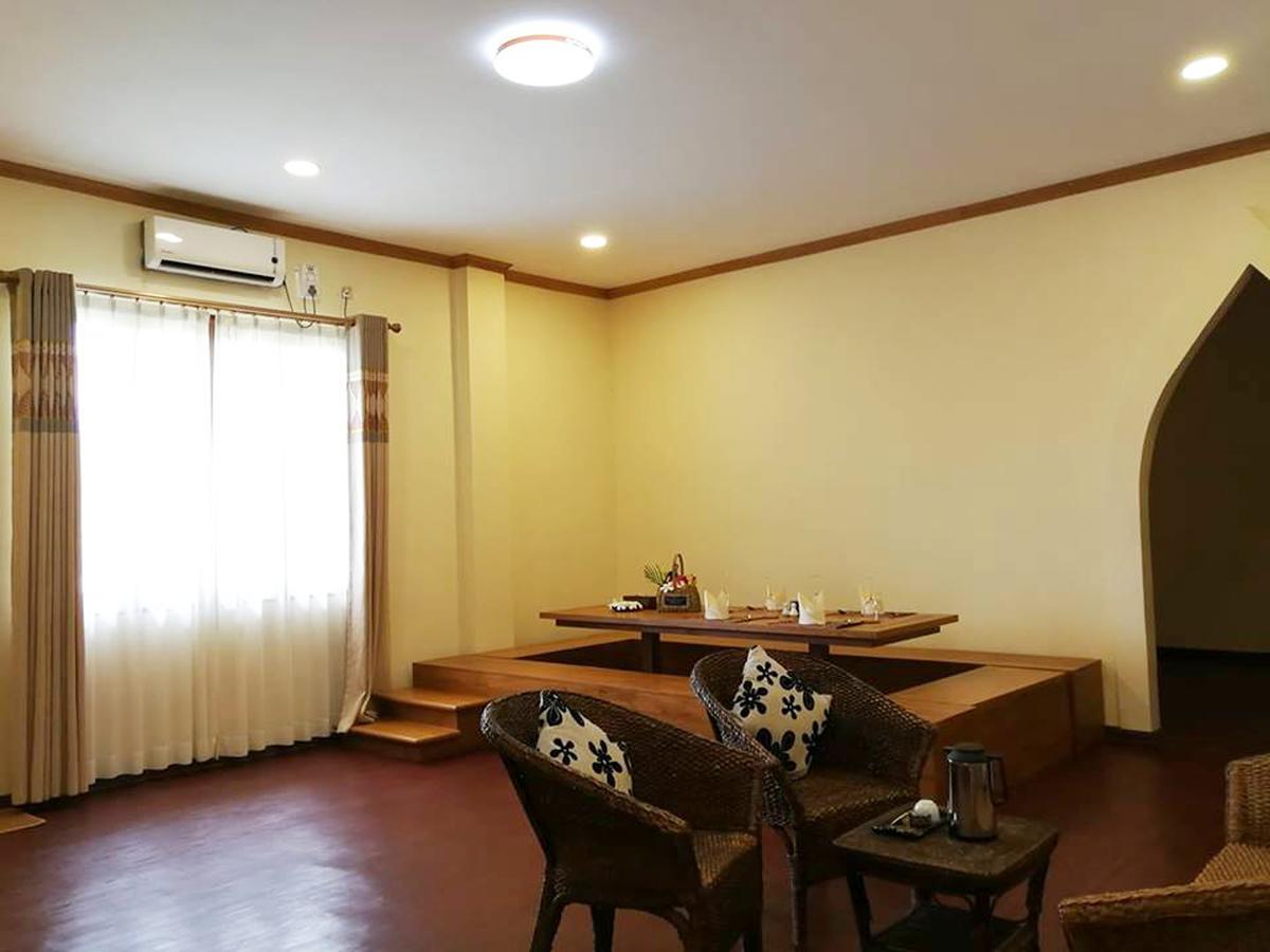 Royal Emerald River View Resort Bagan Esterno foto