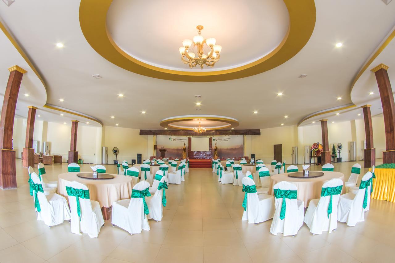 Royal Emerald River View Resort Bagan Esterno foto