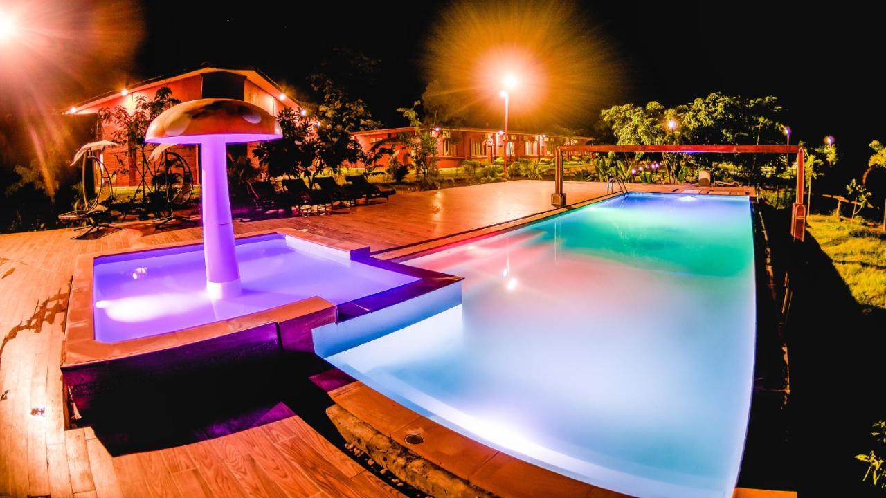 Royal Emerald River View Resort Bagan Esterno foto