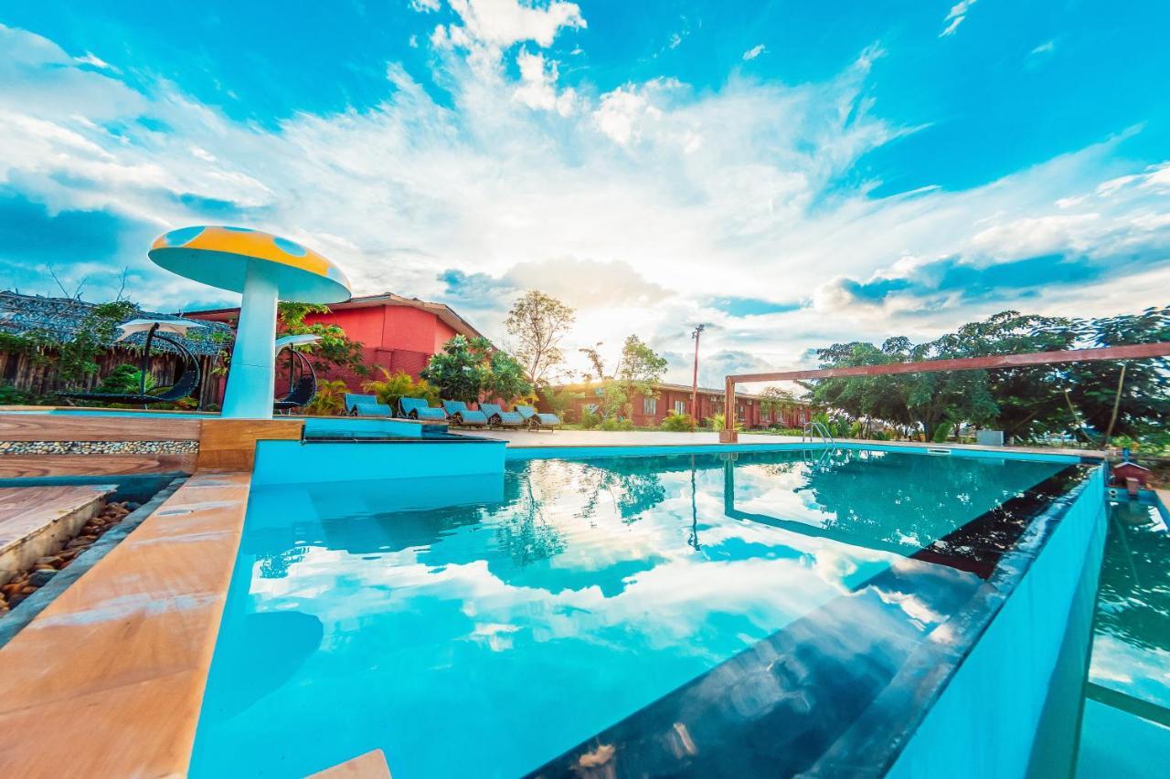 Royal Emerald River View Resort Bagan Esterno foto